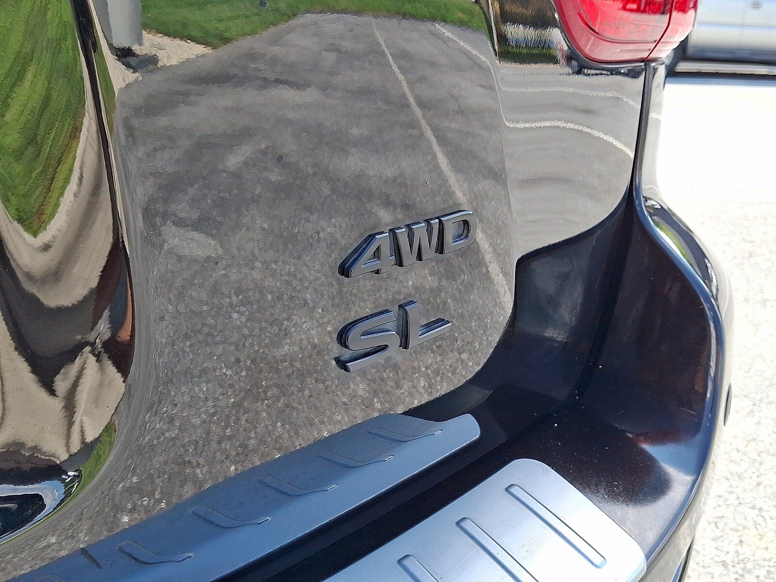 Used 2020 Nissan Pathfinder SL AWD/4WD image 34
