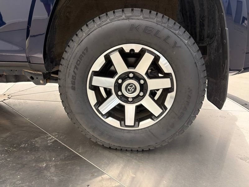 Used 2024 Toyota 4Runner TRD Off-Road Premium w/ Off Road Premium Plus Package AWD/4WD image 37