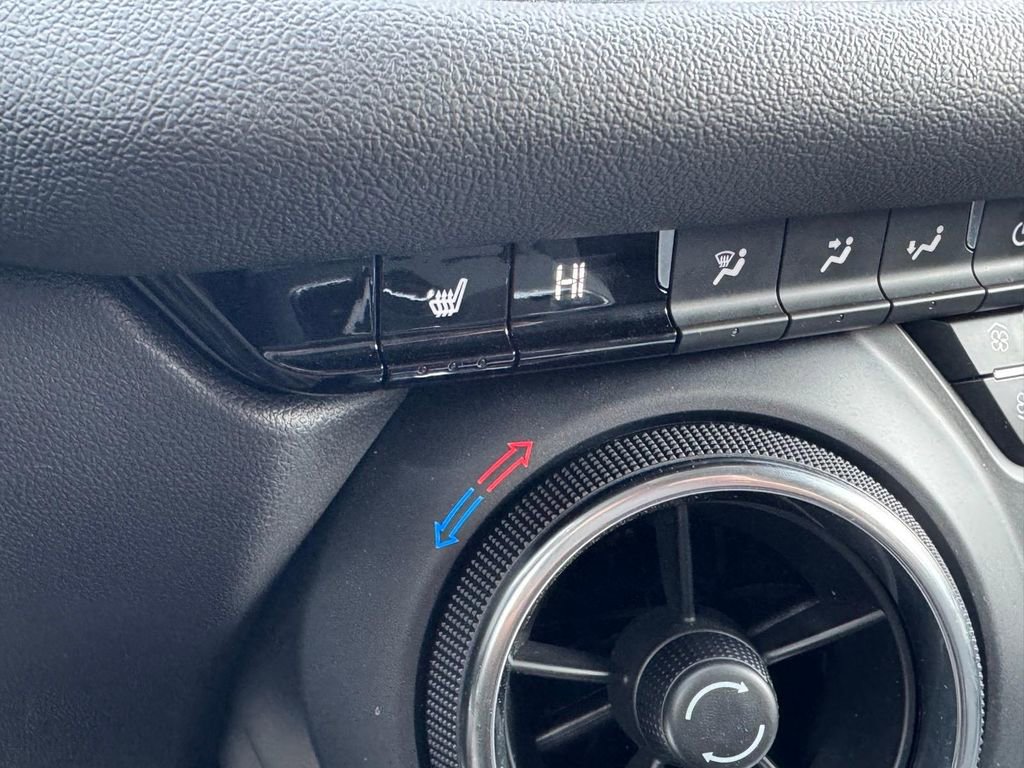 Used 2025 Chevrolet Blazer LT AWD/4WD image 22