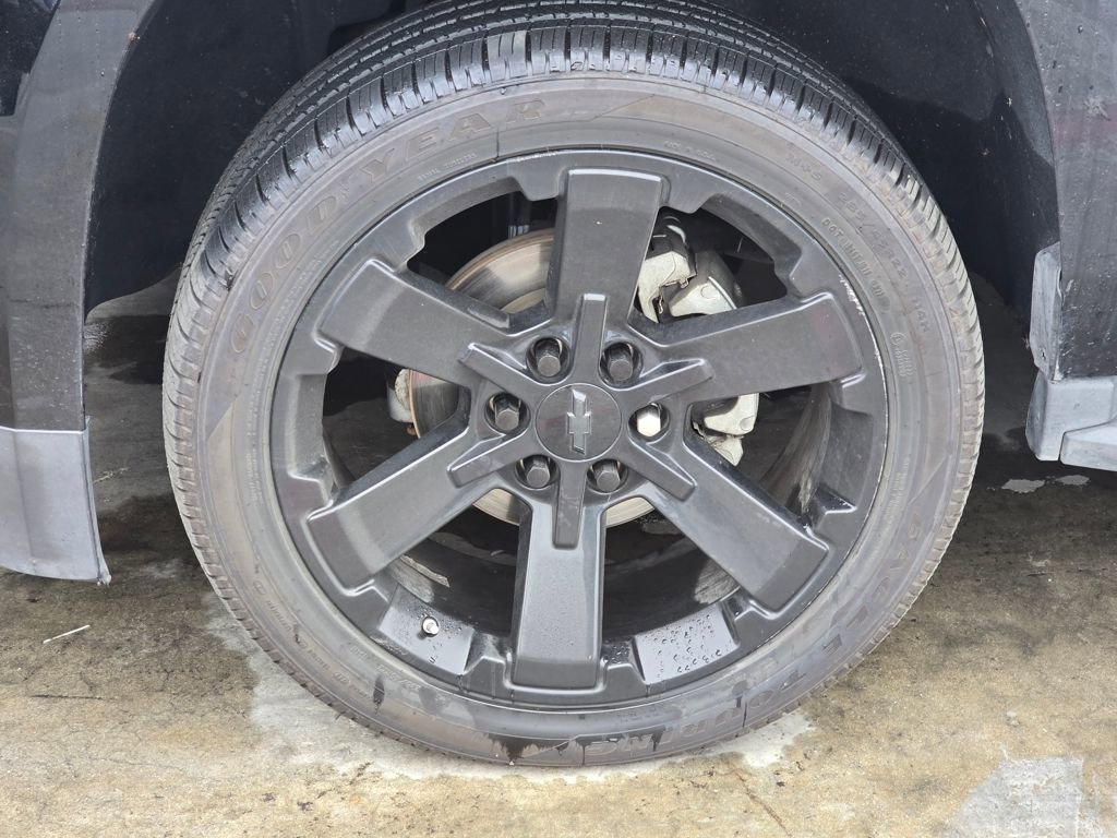 Used 2017 Chevrolet Tahoe LS w/ Enhanced Driver Alert Package image 21