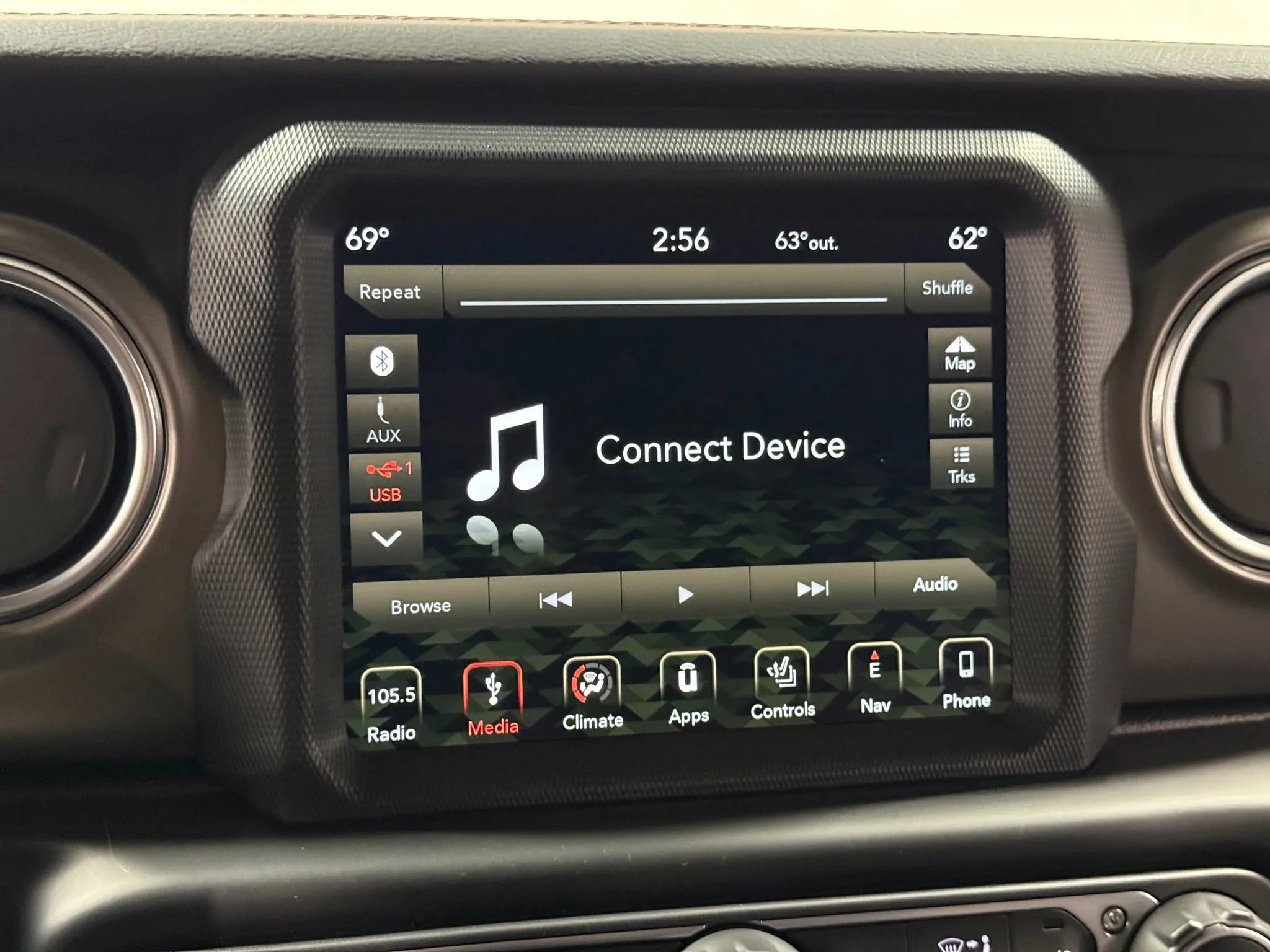 Used 2018 Jeep Wrangler Unlimited Rubicon w/ Dual Top Group image 31