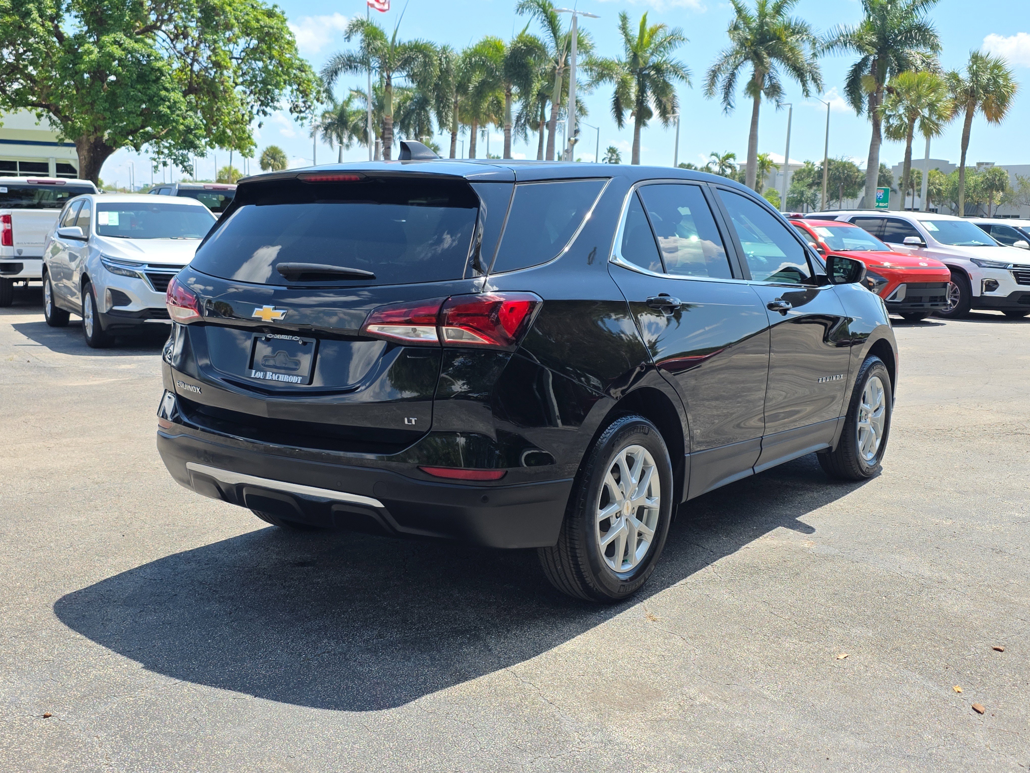 Used 2024 Chevrolet Equinox LT FWD image 7