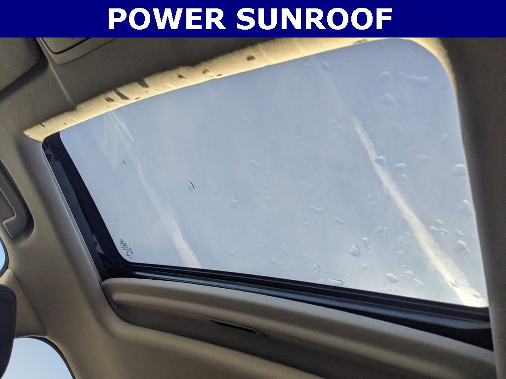 Used 2022 Honda CR-V EX image 2