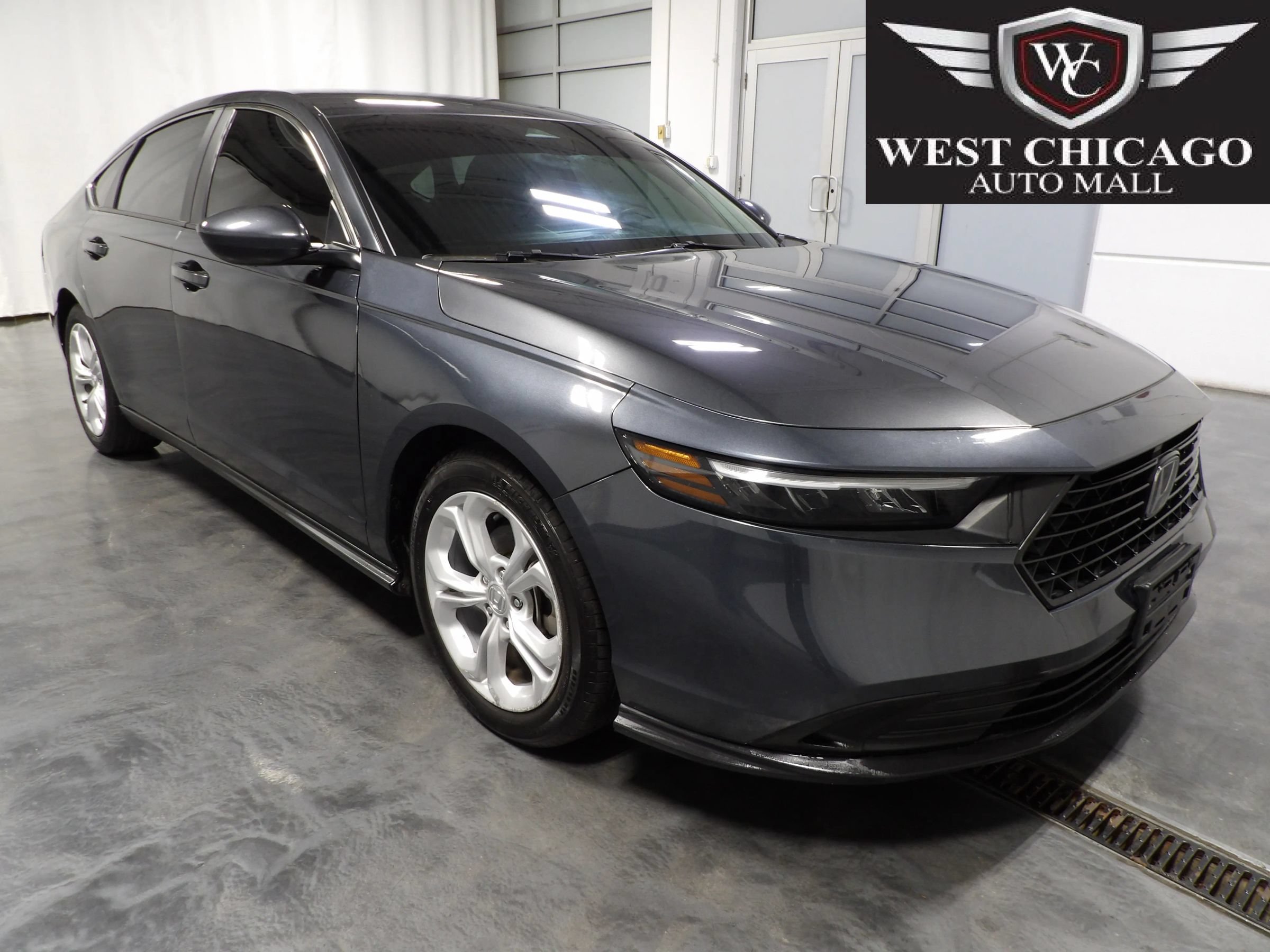 Used 2025 Honda Accord LX image 1