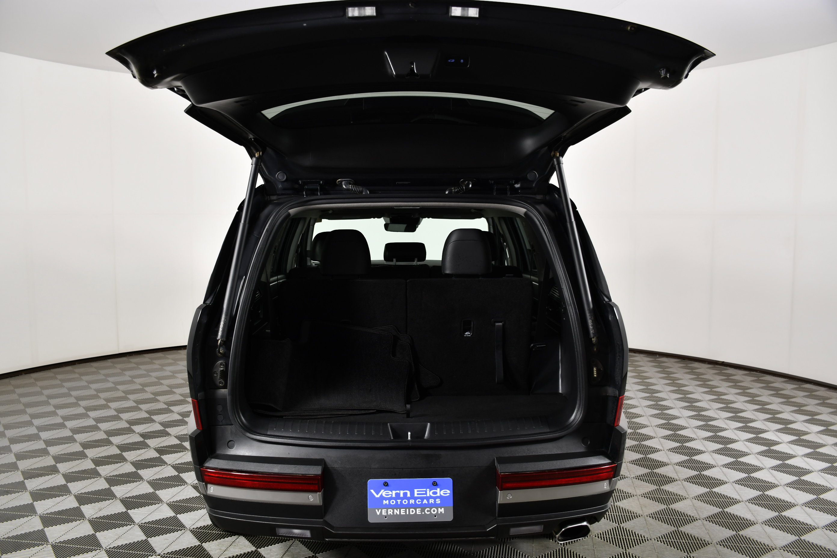 Used 2024 Hyundai Santa Fe Limited image 39