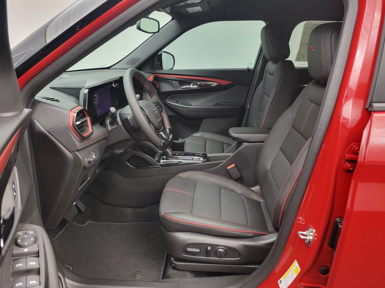 New 2026 Chevrolet TrailBlazer RS w/ Convenience Package FWD image 5