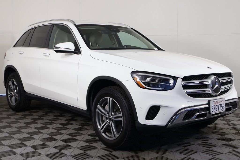 Used 2022 Mercedes-Benz GLC 300 image 3