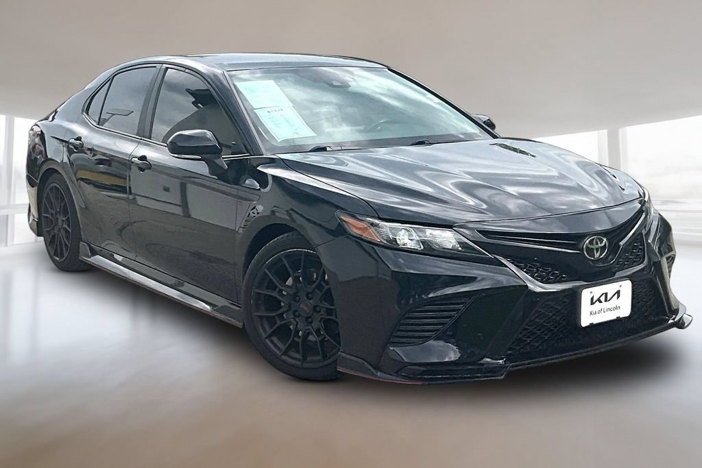 Used 2021 Toyota Camry TRD w/ TRD Package w/JBL Audio FWD image 3