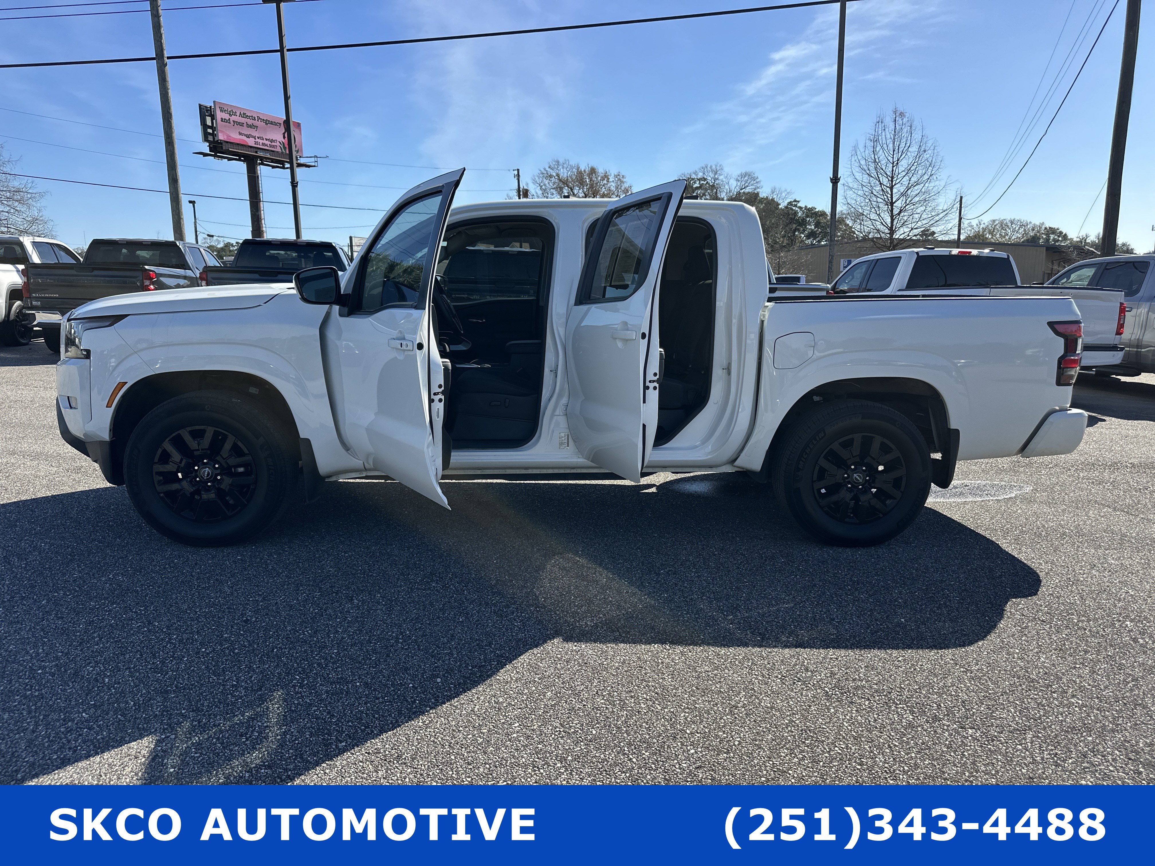 Used 2023 Nissan Frontier SV w/ SV Convenience Package image 31