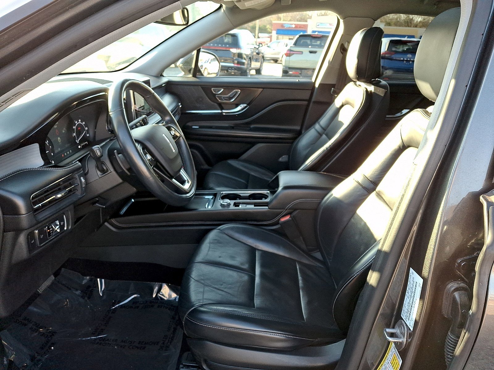 Used 2020 Lincoln Corsair FWD w/ Premium Package image 12