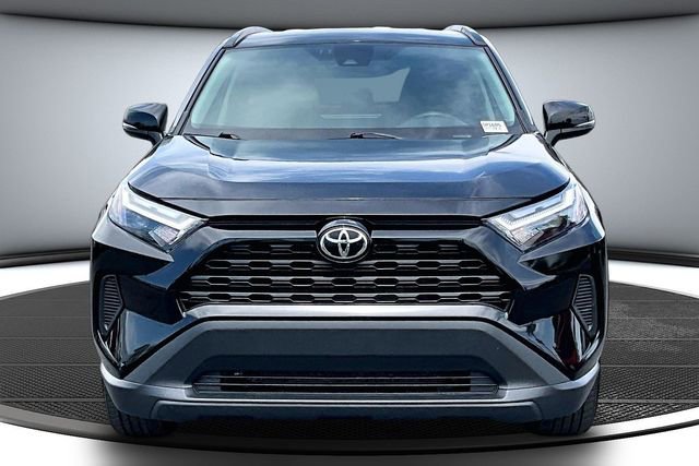 Used 2023 Toyota RAV4 XLE FWD image 2