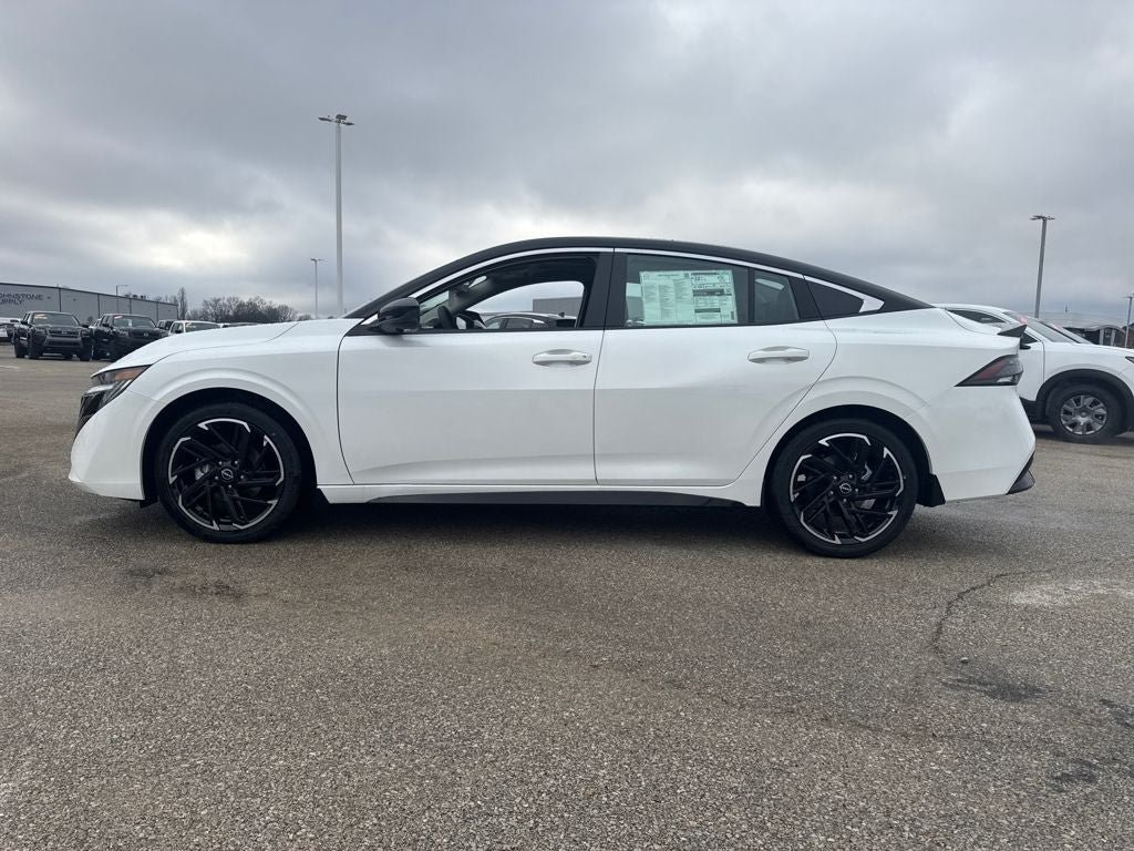 New 2026 Nissan Sentra SR w/ SR Premium Package FWD image 3