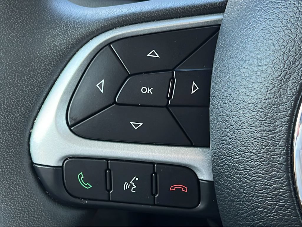 Used 2023 Jeep Renegade Trailhawk AWD/4WD image 20