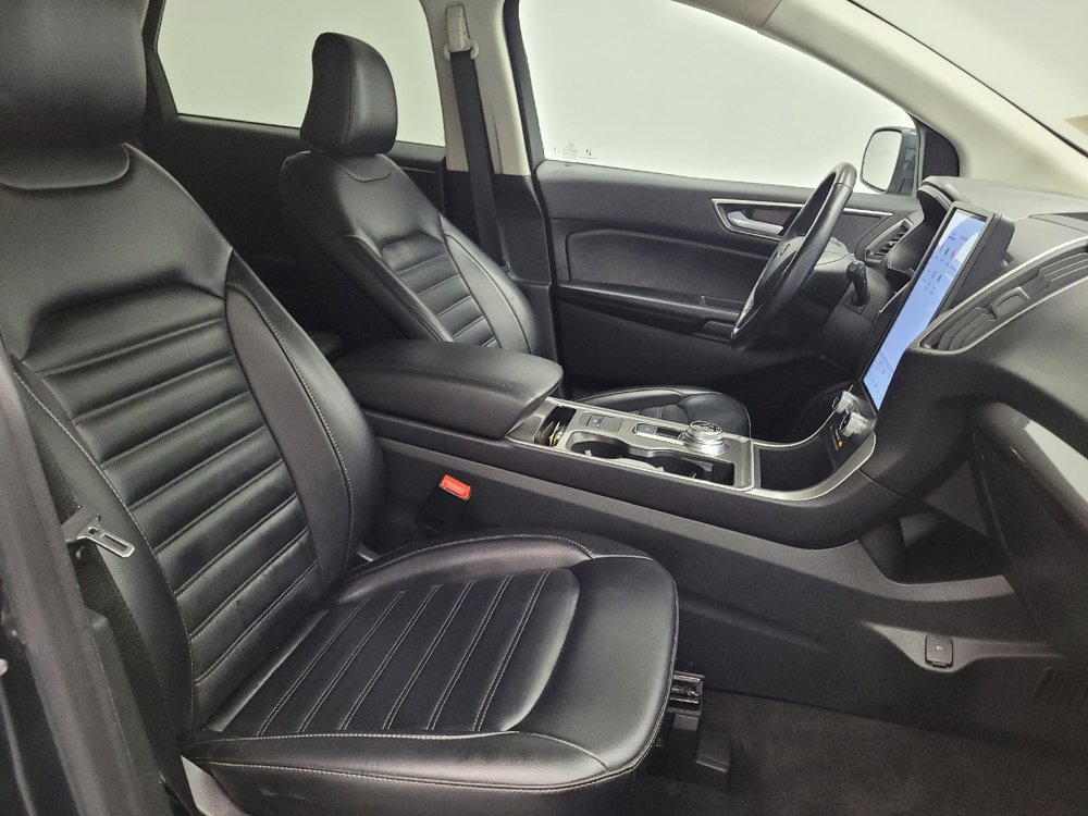 Used 2023 Ford Edge SEL image 21