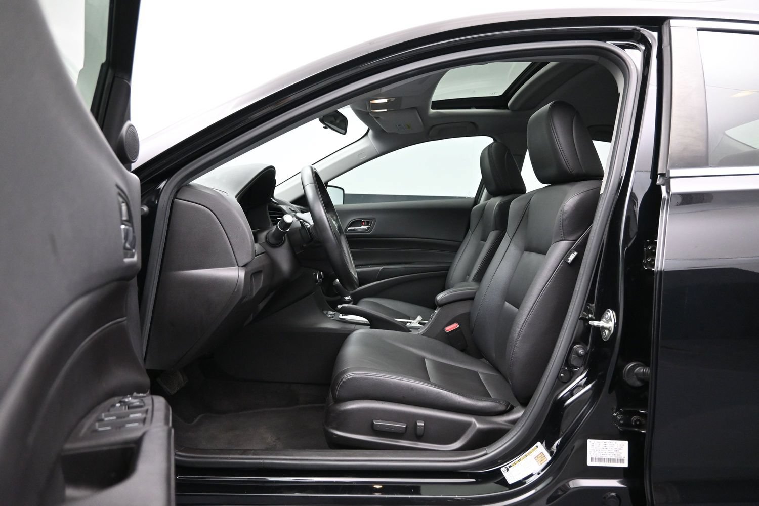 Used 2016 Acura ILX FWD image 9