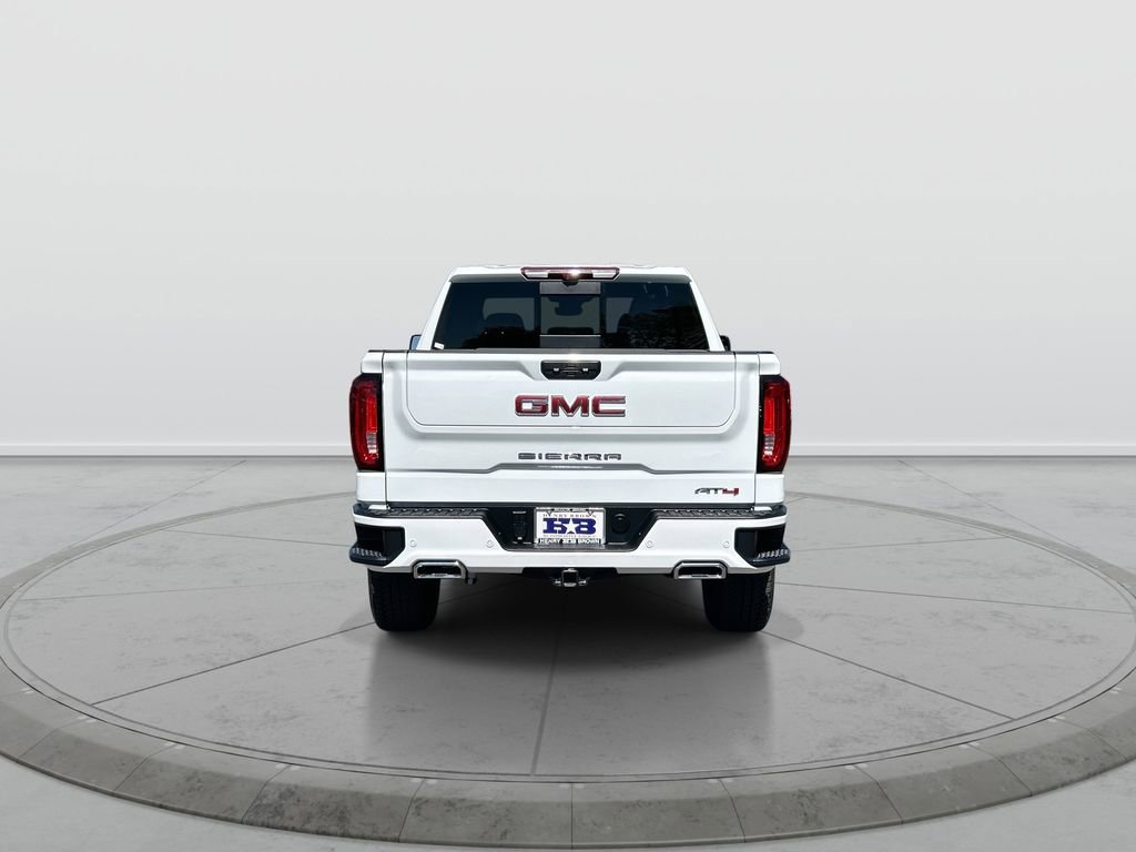 Used 2025 GMC Sierra 1500 AT4 w/ Technology Package AWD/4WD image 7
