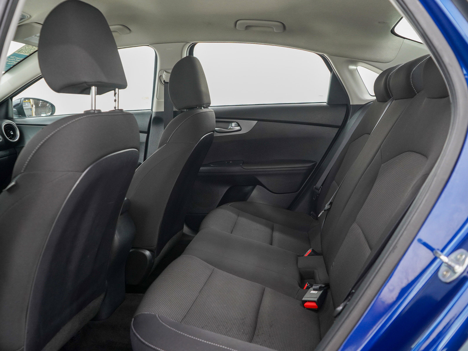 Used 2020 Kia Forte LXS FWD image 13