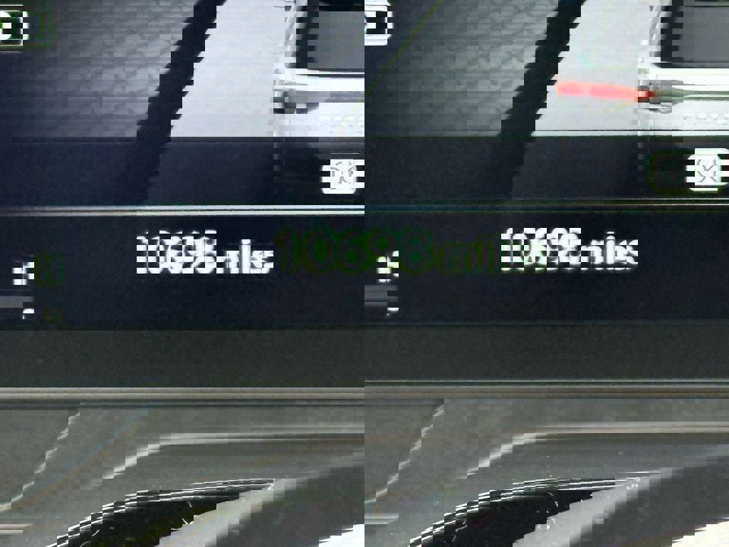 Used 2025 Nissan Pathfinder Platinum image 24