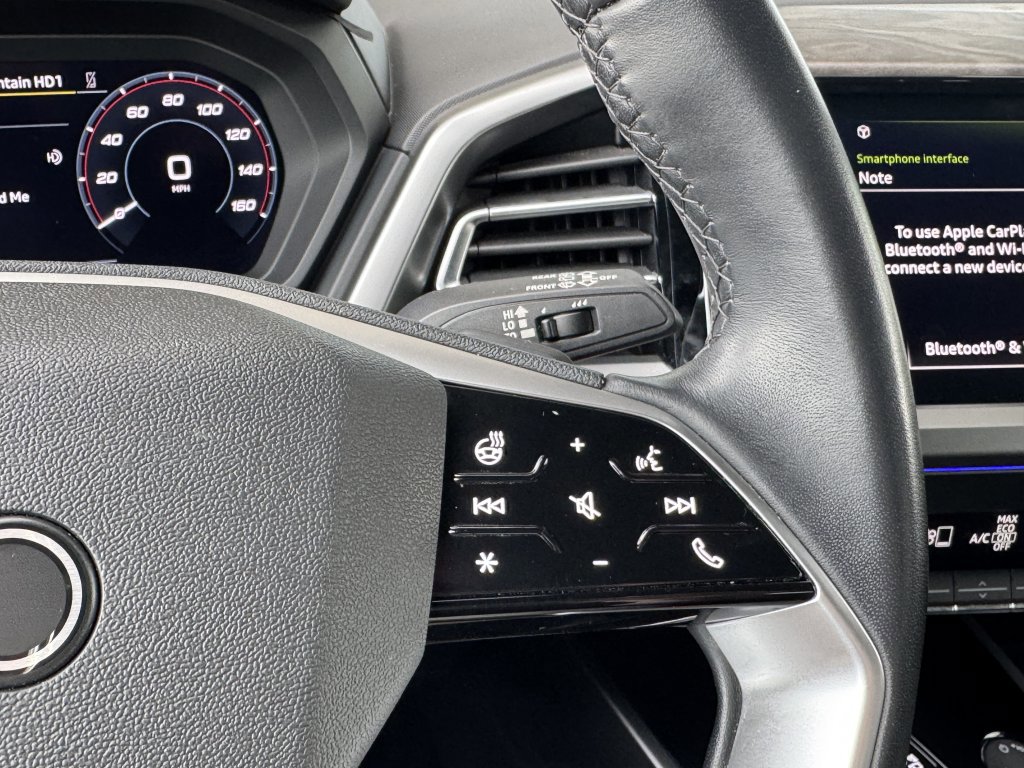 Used 2022 Audi Q4 e-tron Premium Plus w/ Premium Plus image 33