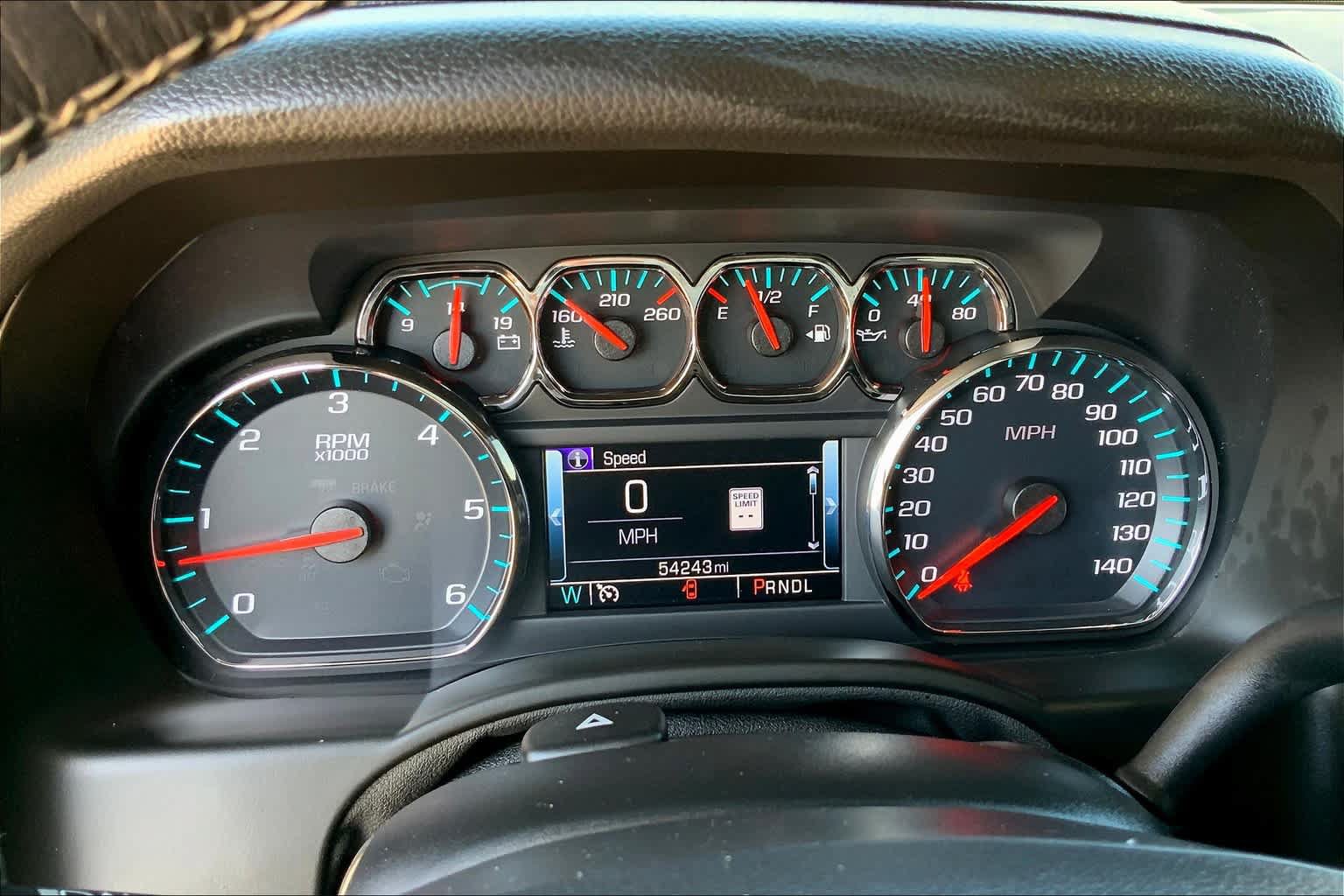 Used 2018 Chevrolet Suburban LT AWD/4WD image 25