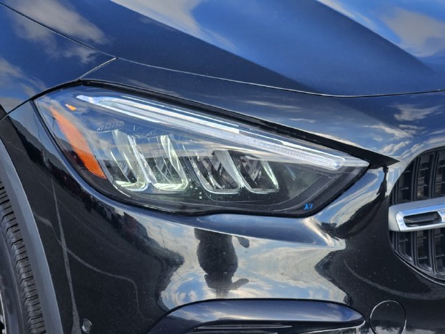 Used 2025 Mercedes-Benz GLA 250 image 9
