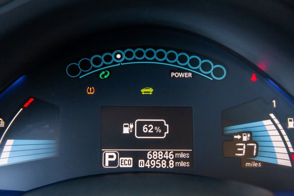 Used 2015 Nissan Leaf S w/ Charge Package image 16