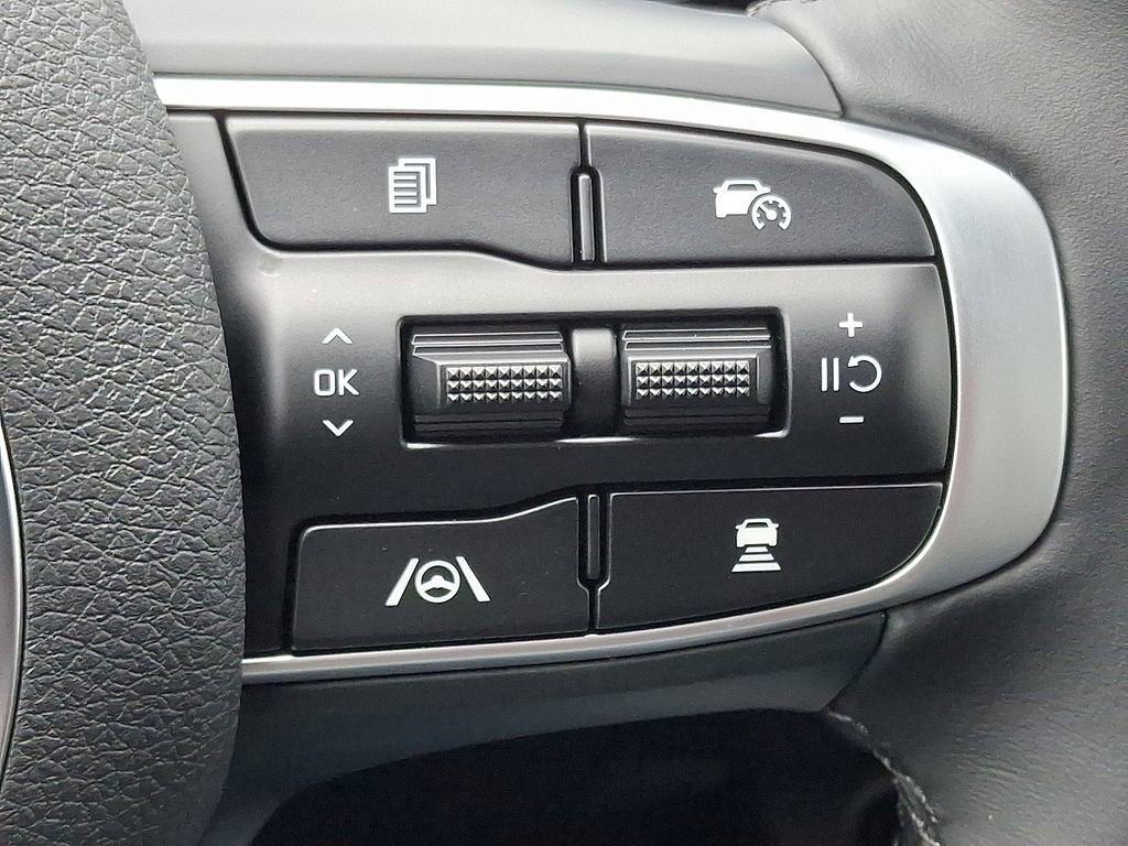 New 2025 Kia K5 GT-Line image 19