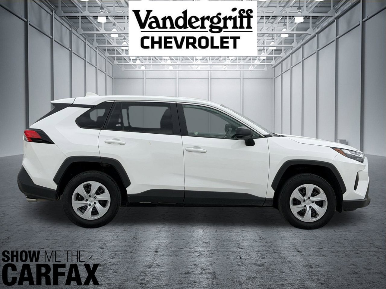Used 2025 Toyota RAV4 LE FWD image 3