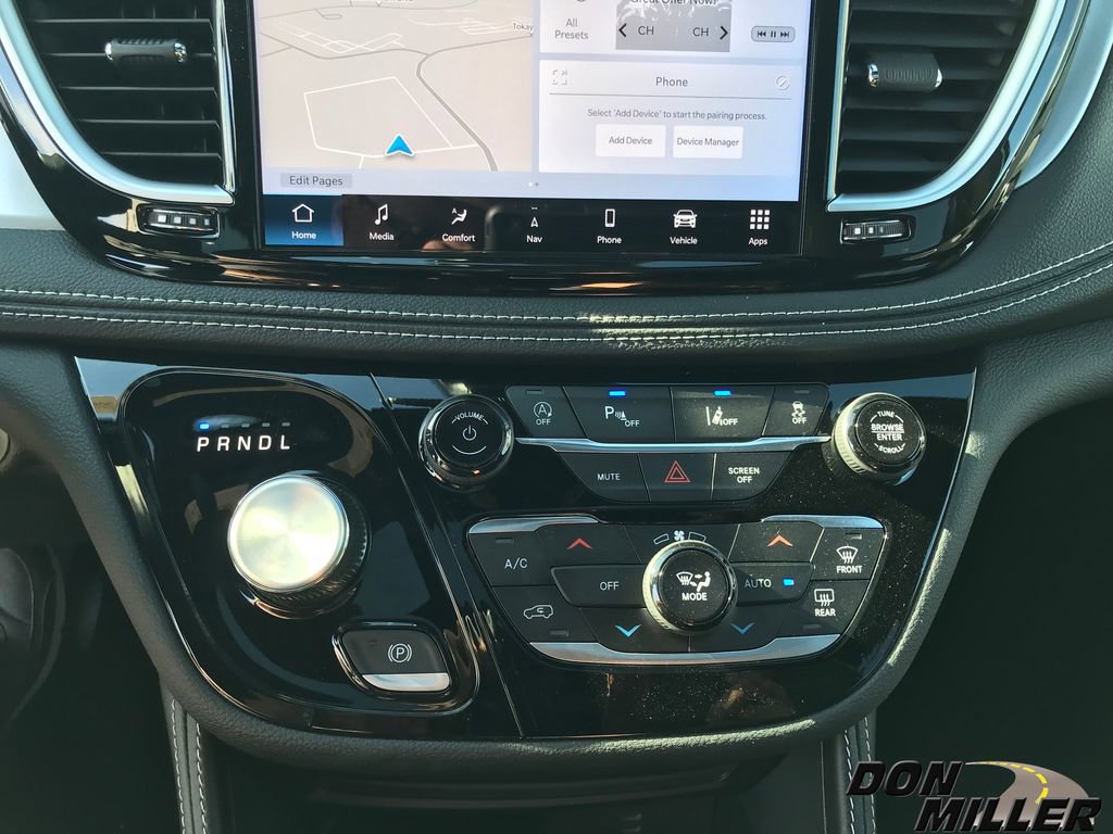 New 2026 Chrysler Pacifica Limited w/ S Appearance Package image 20