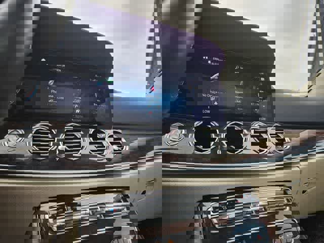 Used 2022 Mercedes-Benz E 350 Sedan image 27