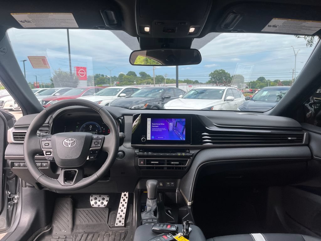 Used 2026 Toyota Camry SE FWD image 21