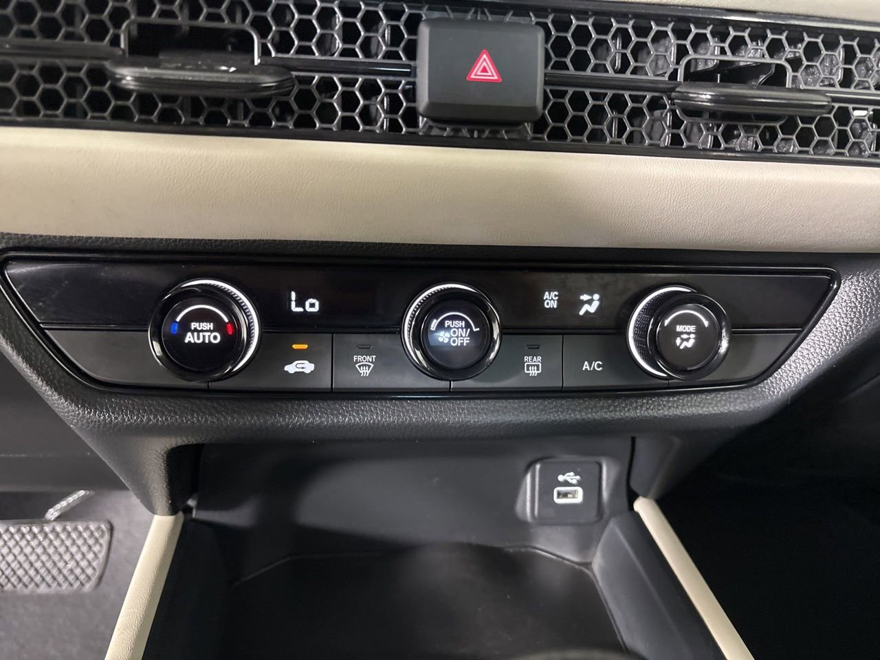 Used 2025 Honda HR-V LX image 16