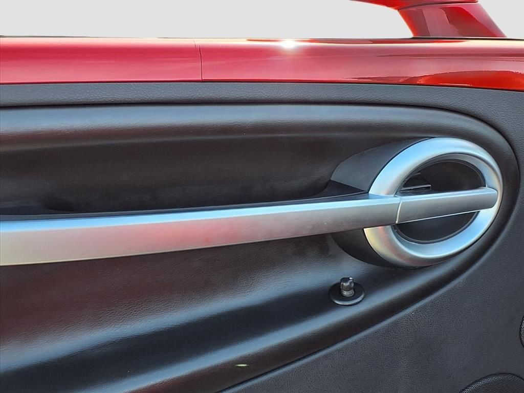 Used 2003 Chevrolet SSR w/ Preferred Equipment Group image 16