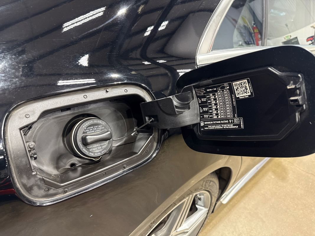 Used 2014 Mercedes-Benz S 63 AMG 4MATIC Sedan image 71