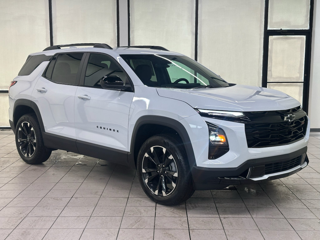 New 2027 Chevrolet Equinox RS w/ Convenience Package III FWD image 1