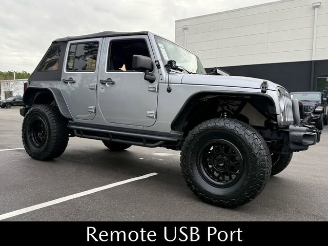 Used 2014 Jeep Wrangler Unlimited Rubicon image 15