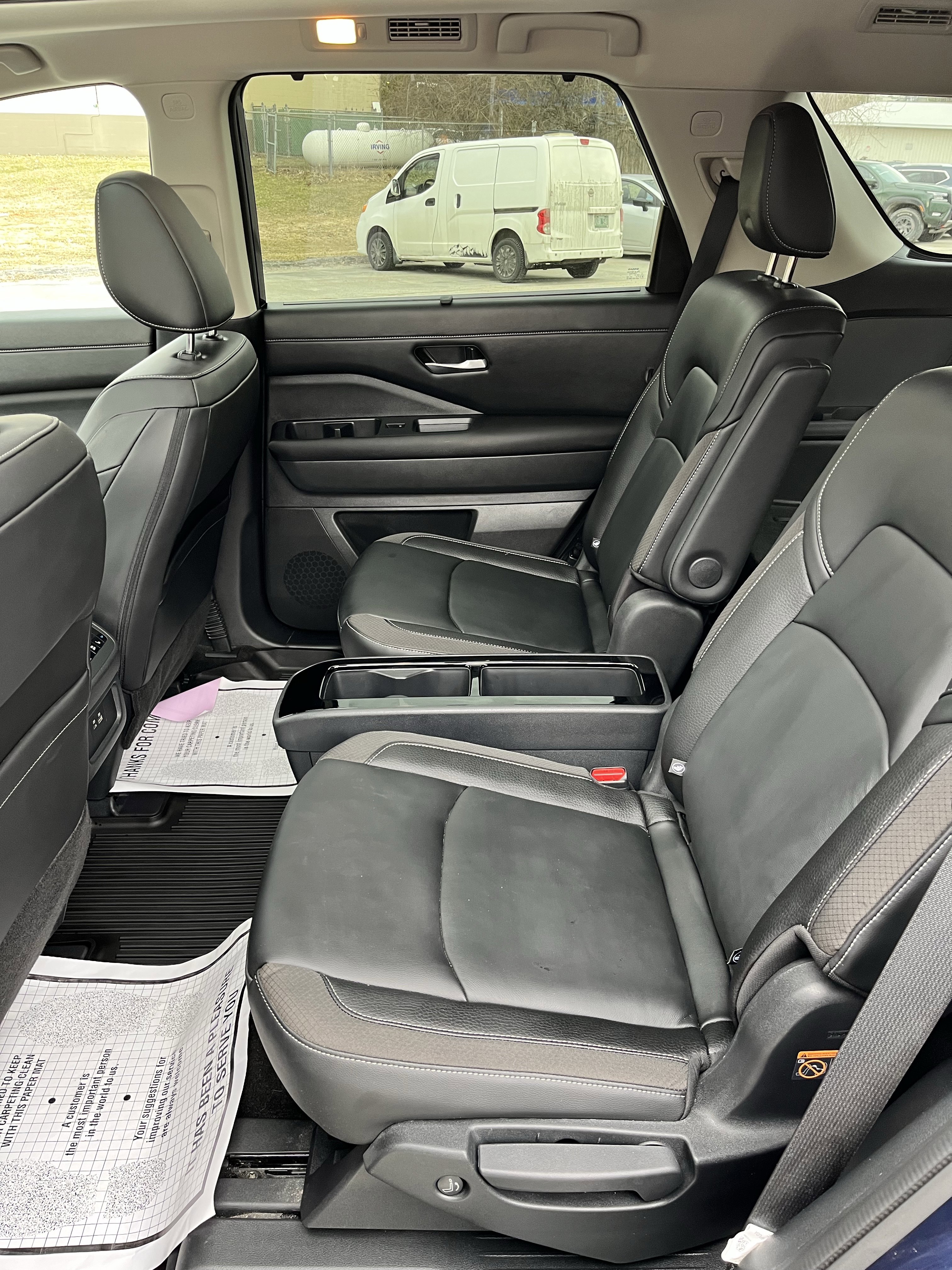 Used 2025 Nissan Pathfinder SL w/ SL Premium Package image 14