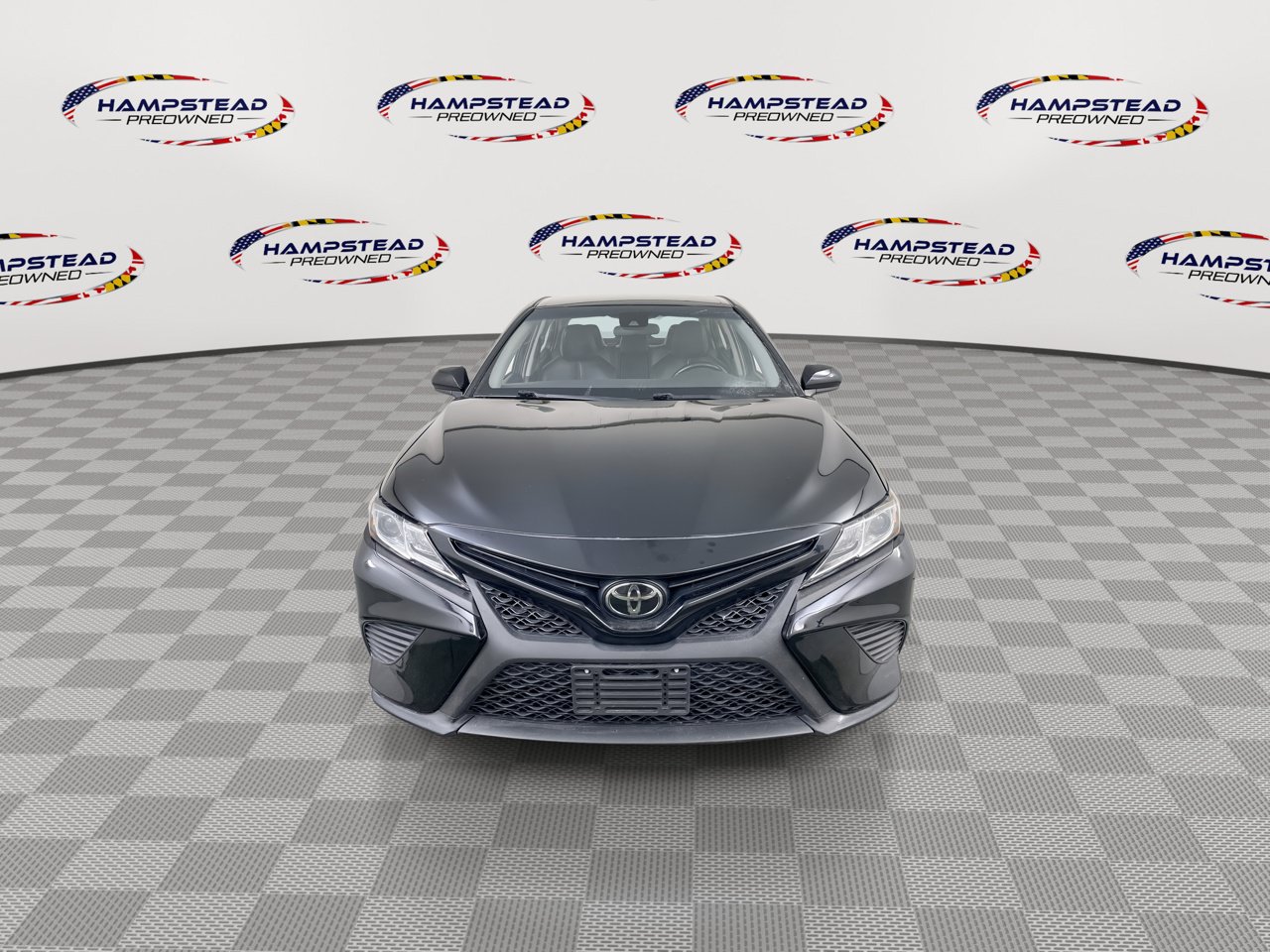 Used 2020 Toyota Camry SE FWD image 3