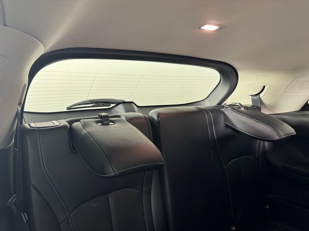 Used 2023 INFINITI QX60 Luxe w/ Performance Audio Package image 34