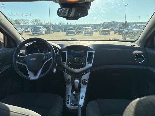 Used 2014 Chevrolet Cruze LT image 21