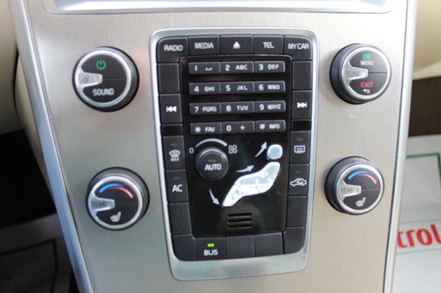 Used 2012 Volvo XC60 3.2 FWD image 19