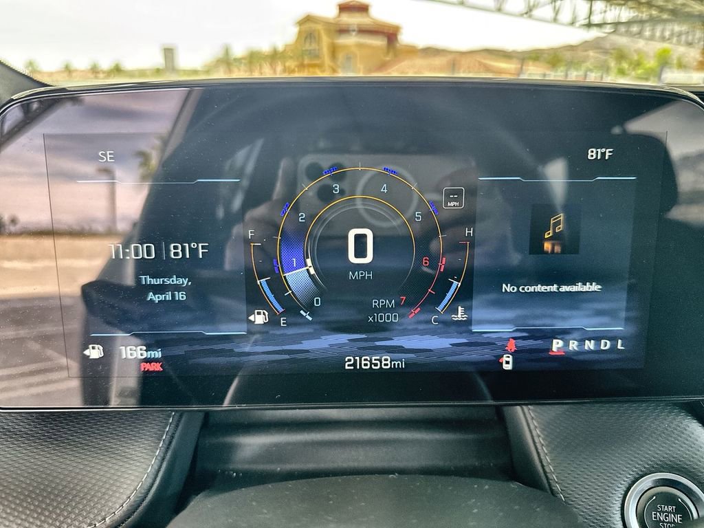 Used 2025 Chevrolet Equinox LT FWD image 4