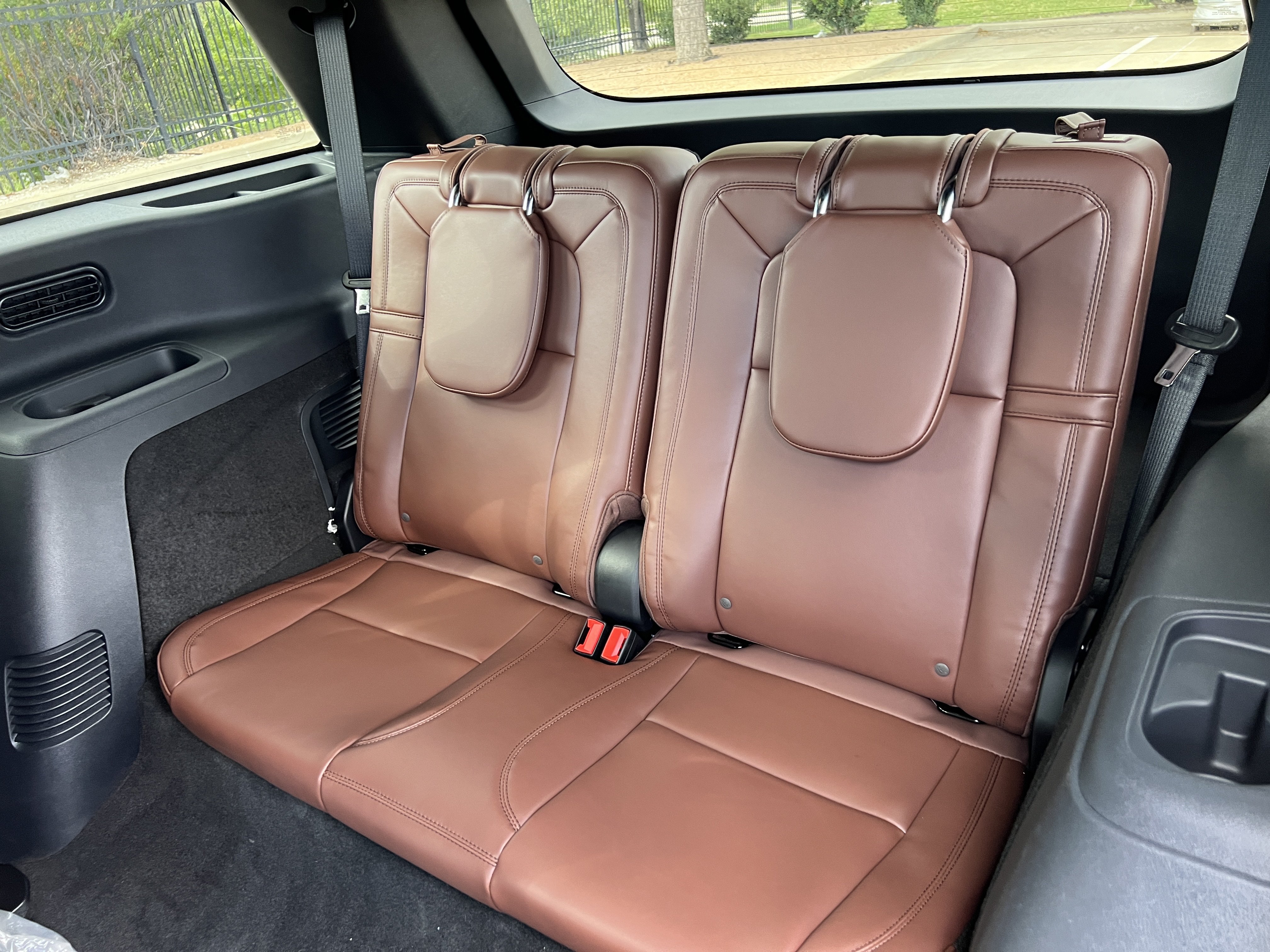 New 2027 Lincoln Aviator Reserve w/ Jet Appearance Package RWD image 26