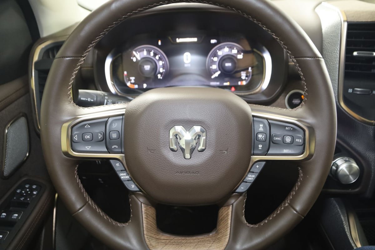 Used 2025 RAM 1500 Limited w/ Trailer Tow Group AWD/4WD image 46