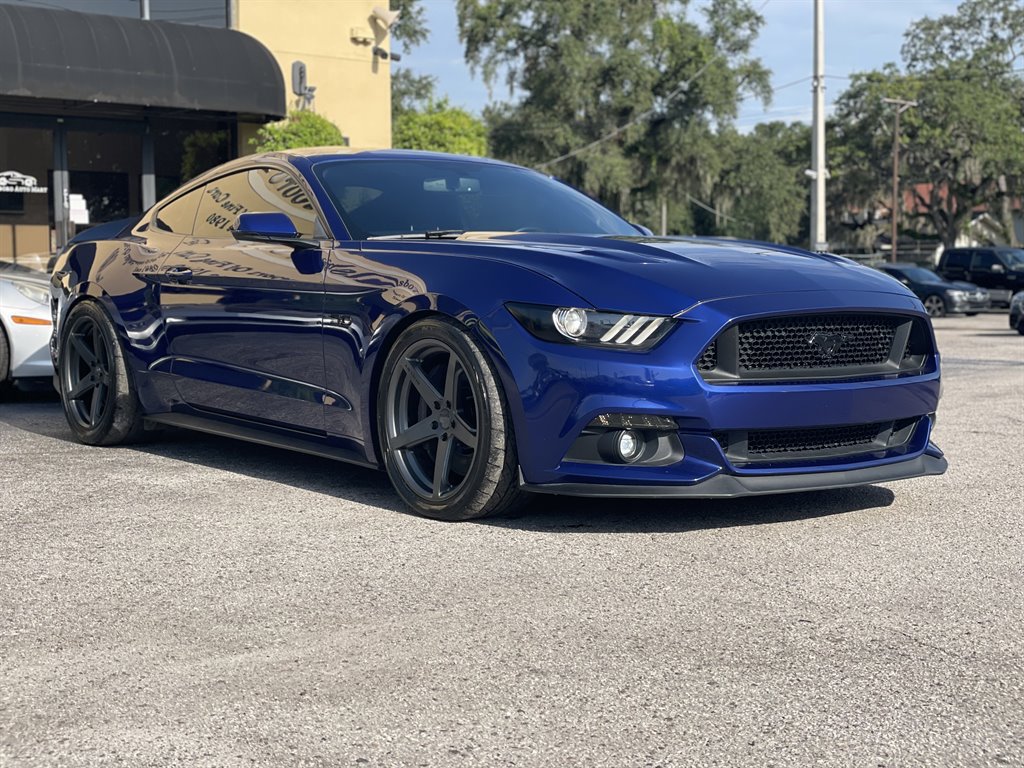Used 2016 Ford Mustang GT Premium w/ GT Performance Package RWD image 11