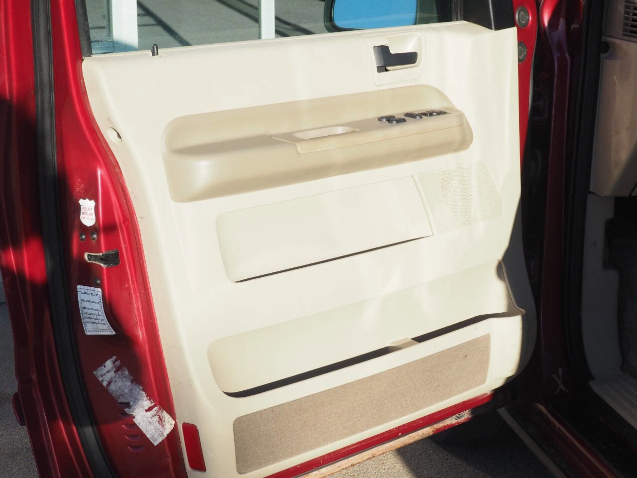 Used 2005 Ford Freestar SES image 8