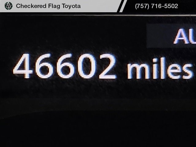 Used 2023 Nissan Rogue S image 24