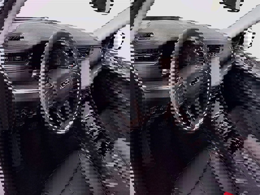 Used 2024 Jeep Grand Cherokee Limited image 3