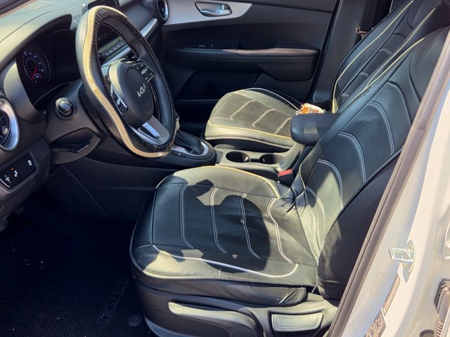 Used 2023 Kia Forte LXS w/ LXS Technology Package FWD image 10