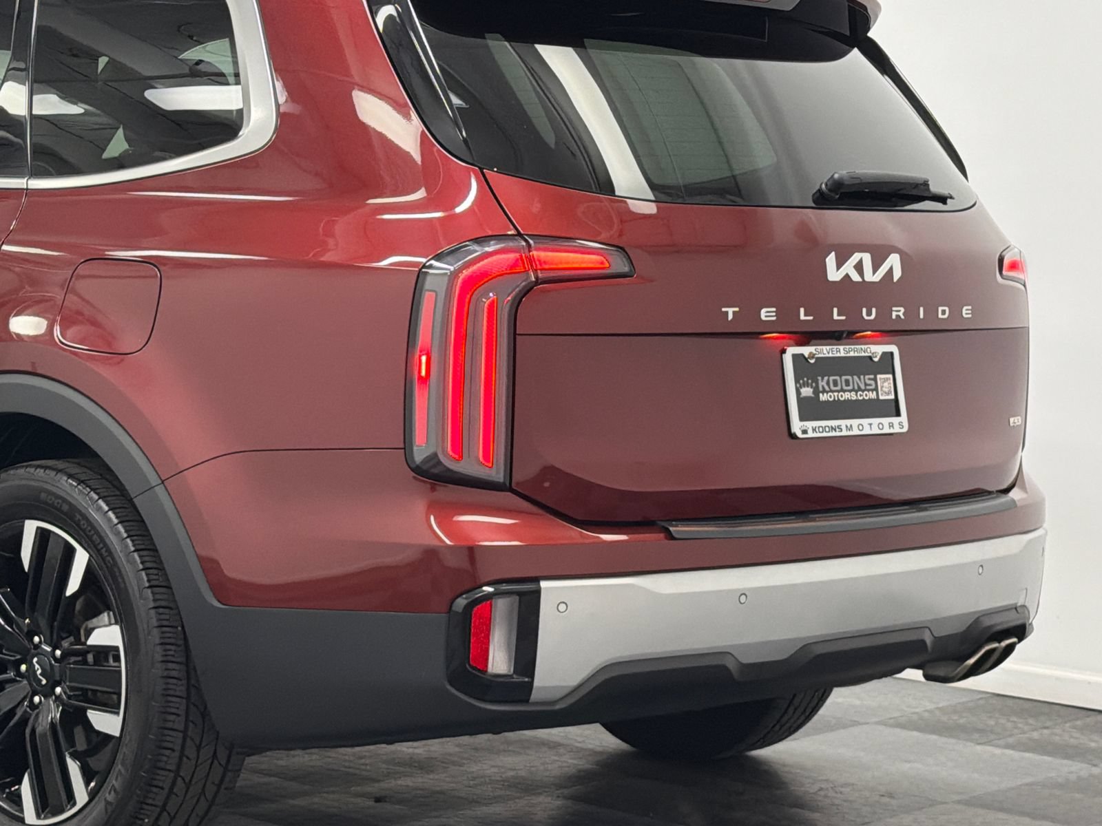 Used 2024 Kia Telluride SX Prestige AWD/4WD image 7